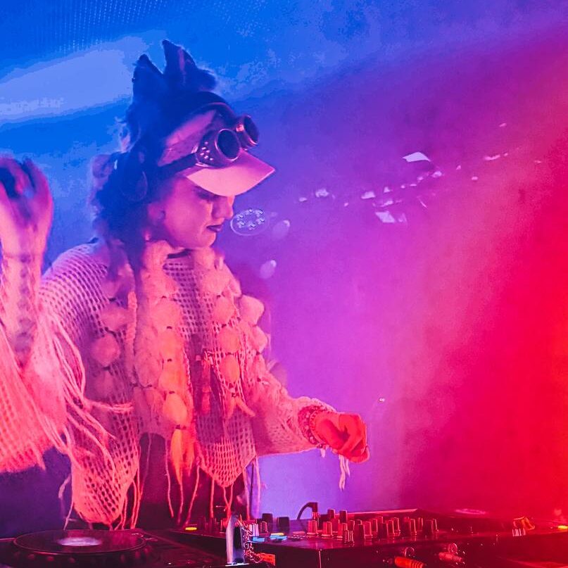 DJ ROJU